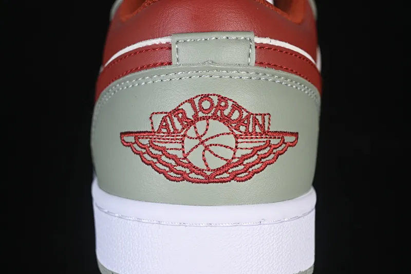 All categories Air Jordan Jordan series basketball shoes Air Jordan 1 Low Air Jordan 1 Low AJ1 Joe 1 white green red low-top cultural casual sneakers 553558-133